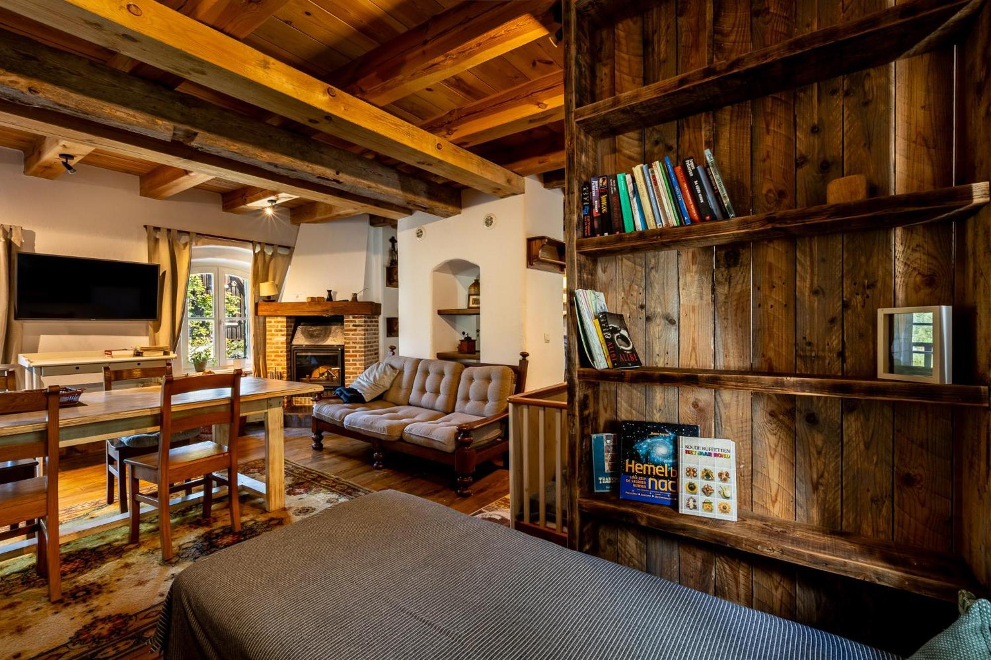 Oleśnica Gosciniec Pod Zajacem Bed & Breakfast エクステリア 写真