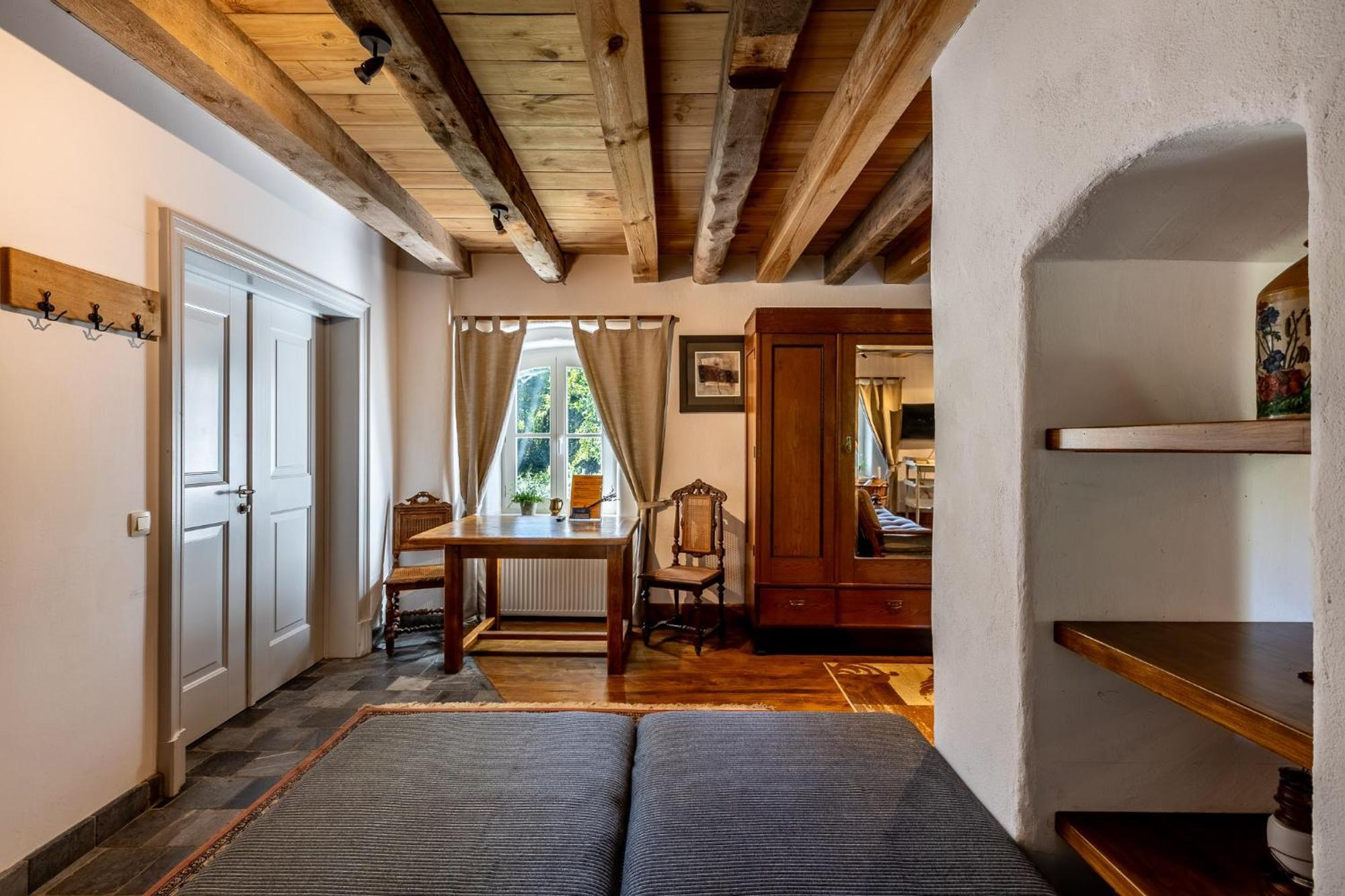 Oleśnica Gosciniec Pod Zajacem Bed & Breakfast エクステリア 写真