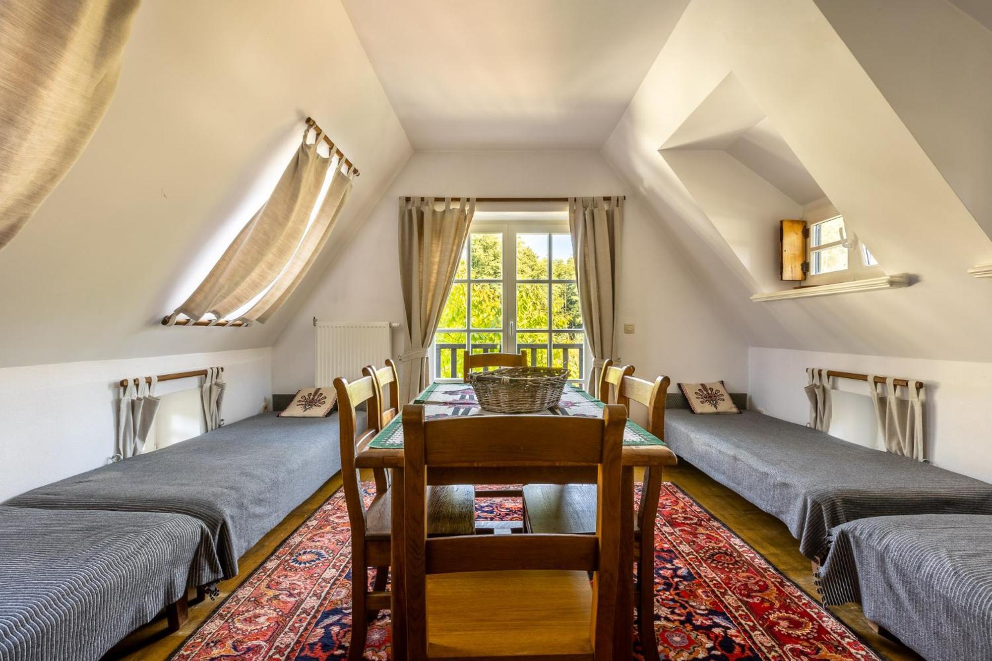 Oleśnica Gosciniec Pod Zajacem Bed & Breakfast エクステリア 写真