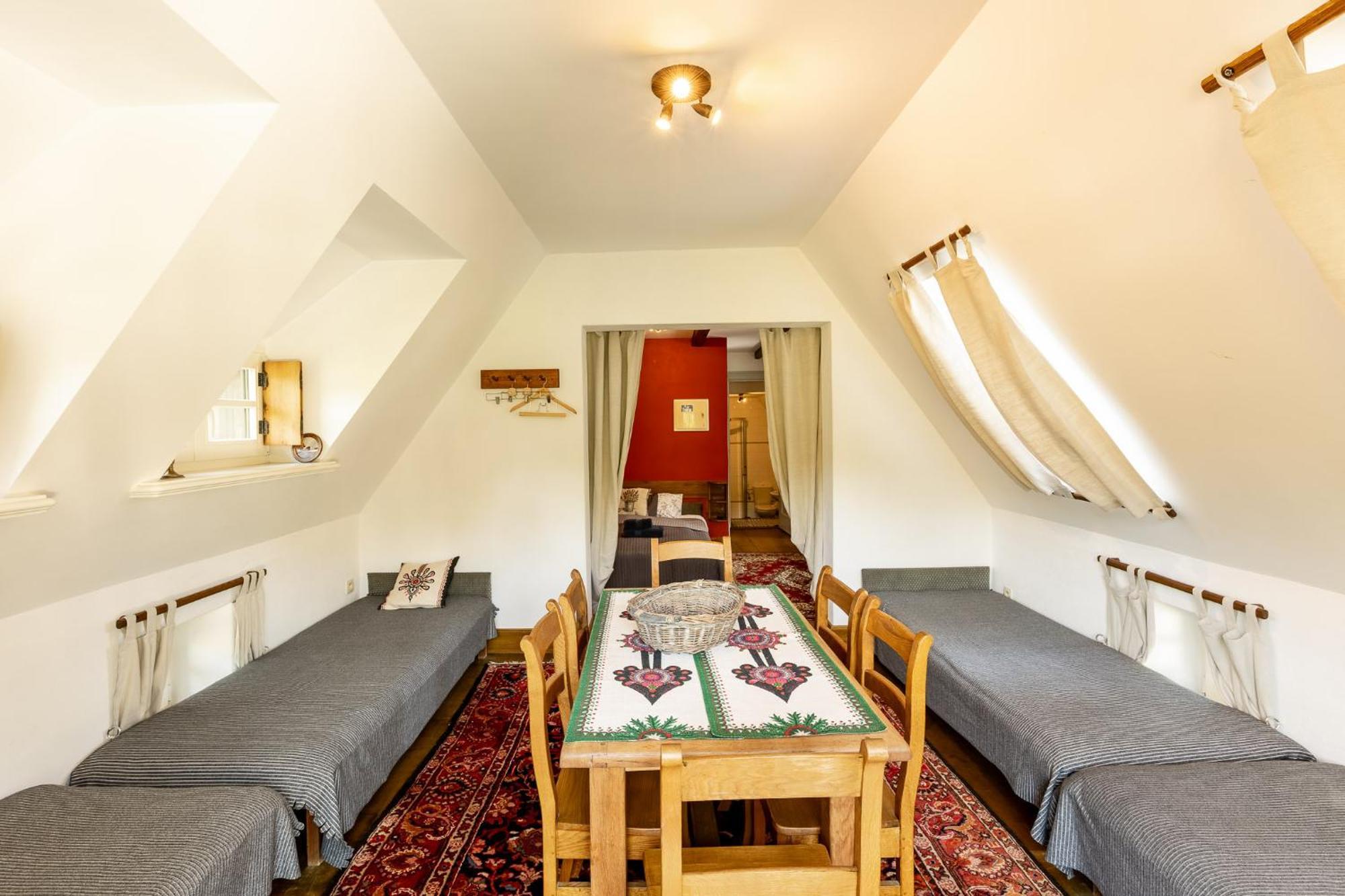 Oleśnica Gosciniec Pod Zajacem Bed & Breakfast エクステリア 写真