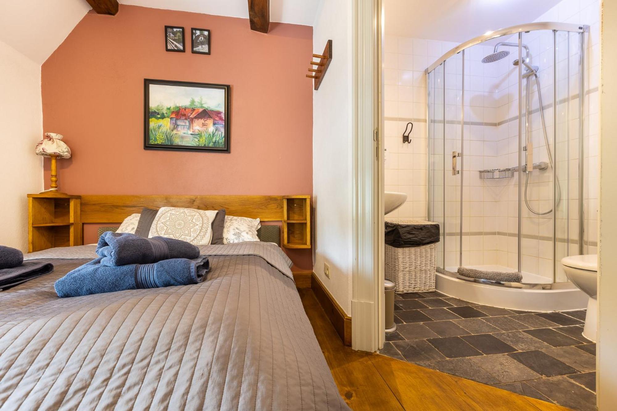 Oleśnica Gosciniec Pod Zajacem Bed & Breakfast エクステリア 写真