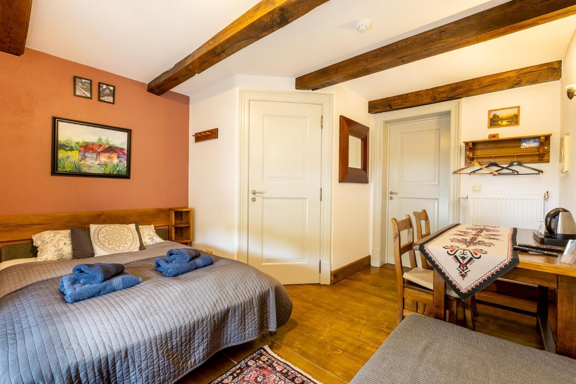 Oleśnica Gosciniec Pod Zajacem Bed & Breakfast エクステリア 写真