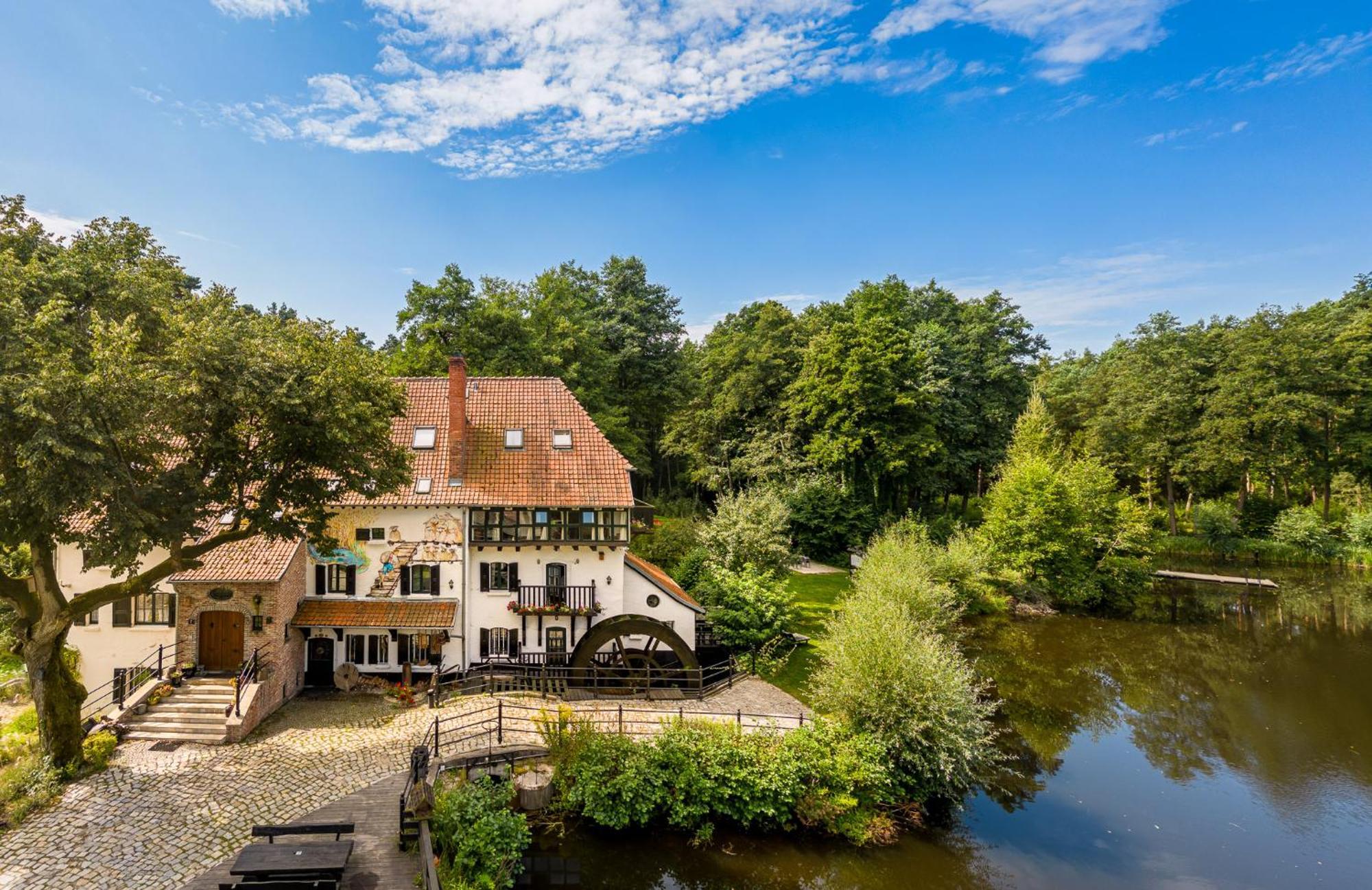 Oleśnica Gosciniec Pod Zajacem Bed & Breakfast エクステリア 写真
